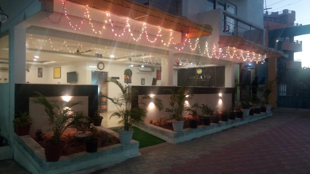 Sea La Vie Covelong Beach Resort Kelambākkam Exteriör bild